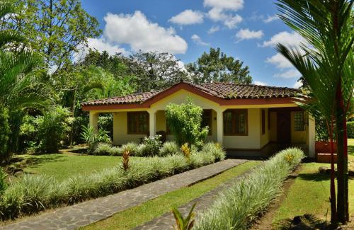 El Fosforo House | Cozy Casa Mirador: Walk to Dining and Attractions
