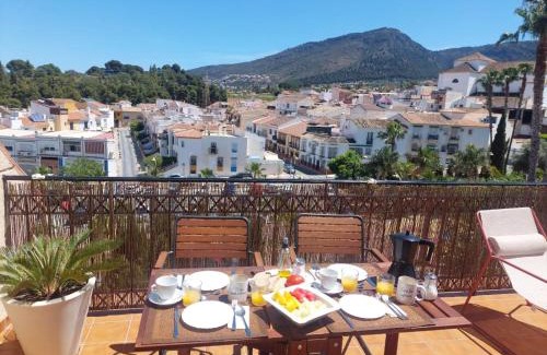 Alhaurin de la Torre Apartment | Top-Rated Mirador de Alhaurín Loft in City Center