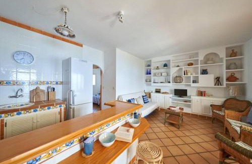 La Isleta del Moro Apartment | Inviting Mirador de la Isleta: Family-Friendly Stay