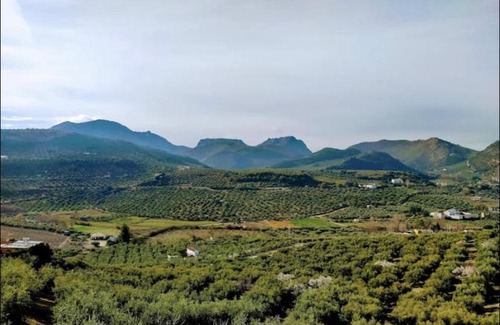 Priego de Cordoba House | Pet-Friendly Retreat at Mirador de Quiroga Priego