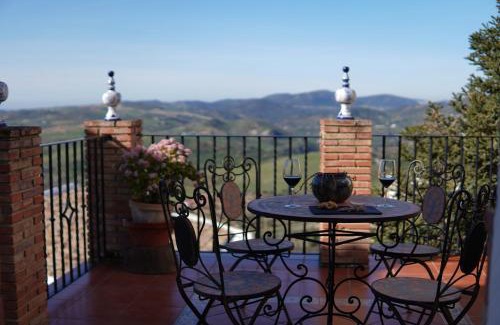 Zahara de la Sierra House | Discover Mirador del farmacéutico: Pet & Child Friendly Stay