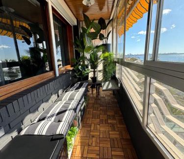 Raval Roig Apartment | Unforgettable Family Stay at Mirador del Mar - Rated 10/10