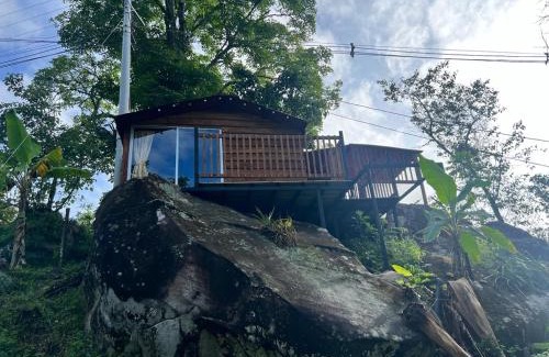 Gomez Plata Cabin | Relax at Mirador del Padre with Hot Tub & Dining Options