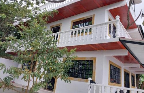 El Colegio Villa | Inviting Mirador del Sol y los Nevados with Pool & Pets