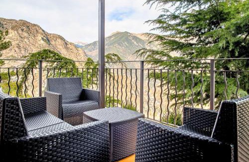 Aixirivall Apartment | Charming Refugio Mirador with Family and Pet Friendly Amenities