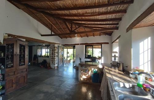 Jordan Cabin | Discover Mirador Escondido: Family-Friendly Retreat Near Barichara