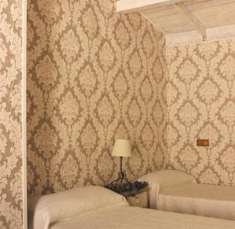 Torremenga House | Relax at Mirador Los Cotos: Pet-Friendly with Pool & Breakfast