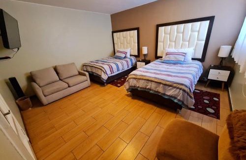 Chacarilla-Santa Cruz Apartment | Spacious Miraflores Dpto for 4 Guests, Rated 9/10
