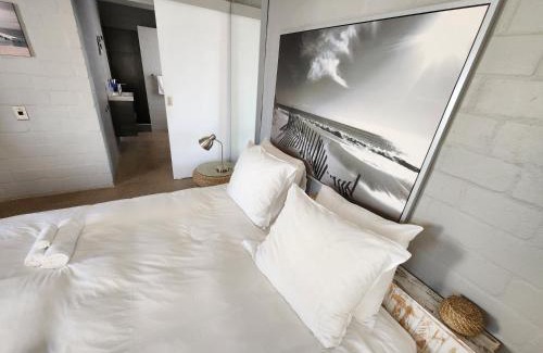 St. Helena Bay Apartment | Experience Mirage-Beach Apartment: Oceanfront Bliss Awaits
