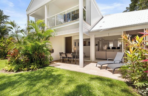 Port Douglas Villa | Mirage Resort Villa 130 with access to Sheraton Facilities