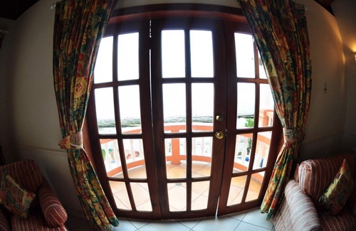 Black Rock Villa | Mirage: Ocean View Villa with Pool & 9/10 Guest Rating