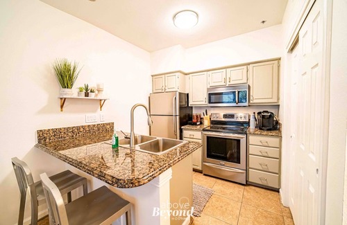 Highland Lake Estates Condo | Pet-Friendly Island Retreat with Pool & Spa Amenities