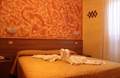 Pieve Hotel | Discover Miralago: Family-Friendly Hotel with Pool & Dining