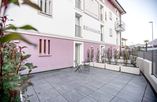 Muralto Apartment | Comfortable Miralago Locarno Easy Rooms with Breakfast Options
