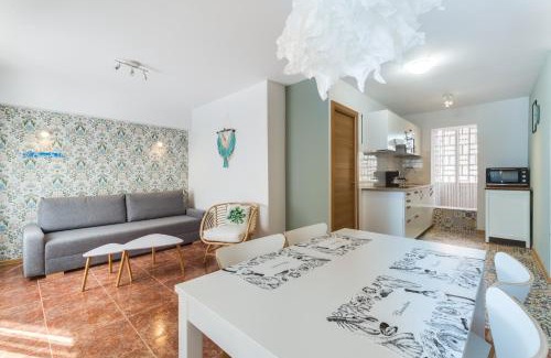 Benalua Apartment | Exceptional Miralmar Apartamento: Family-Friendly Retreat