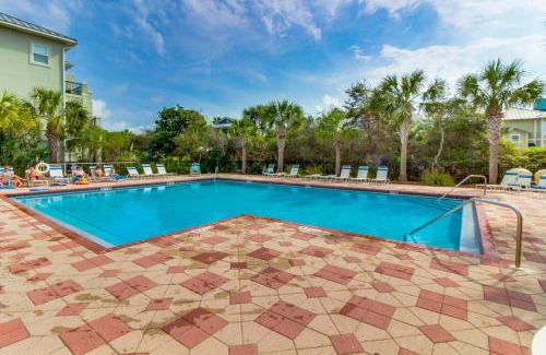 Miramar Beach House | Miramar Beach Villas #110: Ocean View & Pool Access