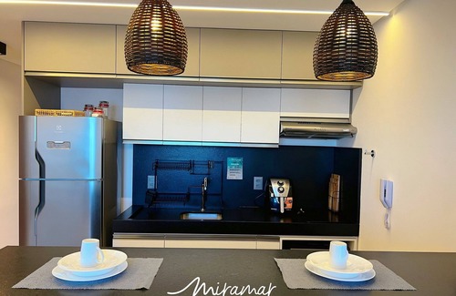 Jardim Oceania Apartment | Budget-Friendly Stay at Miramar Box Bessa with Pool