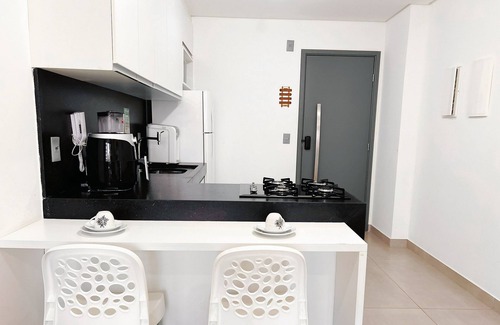Jardim Oceania Apartment | Budget-Friendly Stay at Miramar Box Bessa with Pool