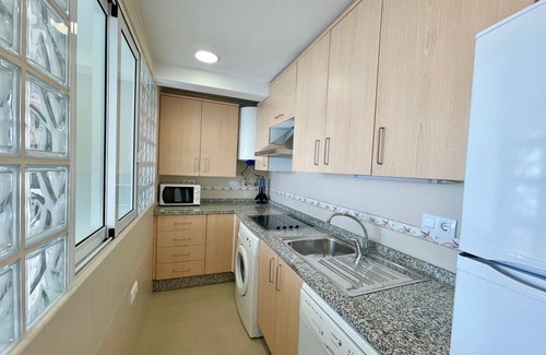 Benidorm Centro Apartment | Seafront Serenity at Miramar Levante with Ocean Views