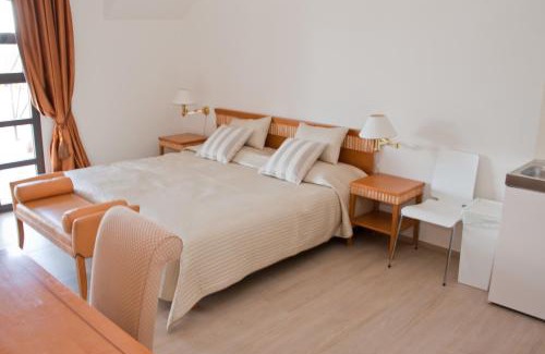 La Spezia Apartment | Miramare Apartments & Suites: Oceanfront Retreat with Pool