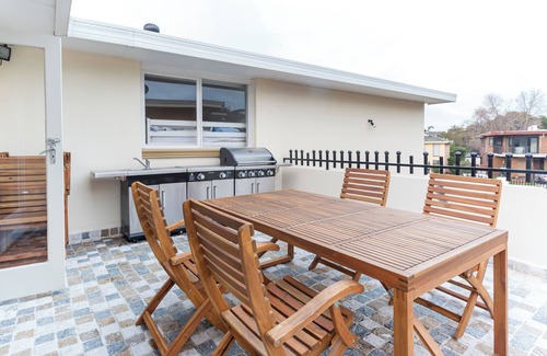 Frankston South House | Miramare By The Bay - Spectacular Panoramic views