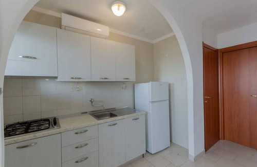 Mattinata House | Oceanfront House with Beautiful Views and Pet-Friendly Perks