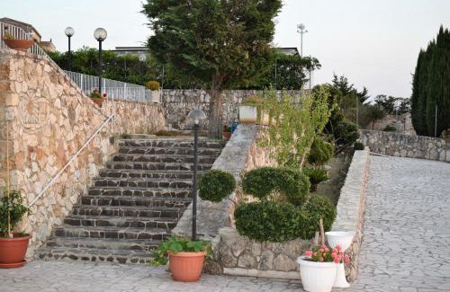 Gravina in Puglia Bed & Breakfast | Miramurgia B&B: Top-Rated Stay with Pool & Breakfast