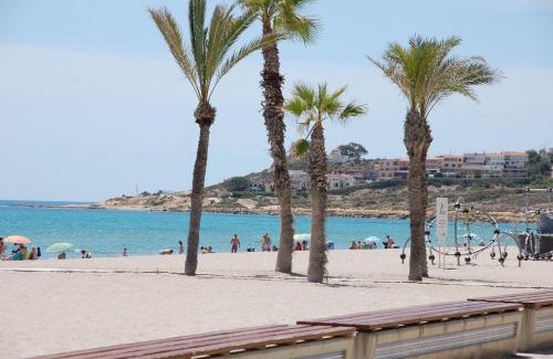 L'Albufereta Apartment | Oceanfront Retreat at Mirando al Mar - Guest Rated 9/10