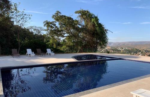 Capitolio Apartment | Pet-Friendly Retreat at Mirante de Escarpas 1803
