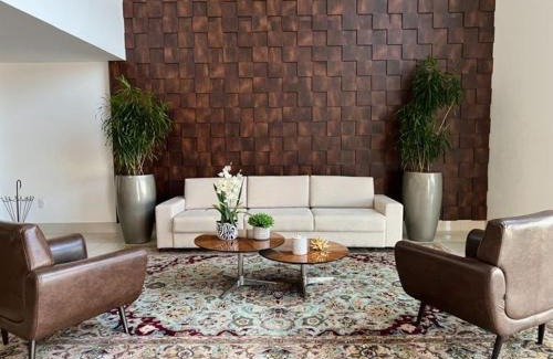 Ouro Branco Hotel | Comfortable Mirante Flat: Family-Friendly with Pool & Hot Tub