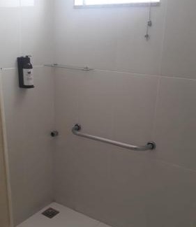 Ouro Branco Hotel | Comfortable Mirante Flat: Family-Friendly with Pool & Hot Tub