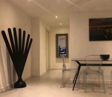Mergellina Apartment | Cozy Mirella Home: Family-Friendly Retreat Awaits You