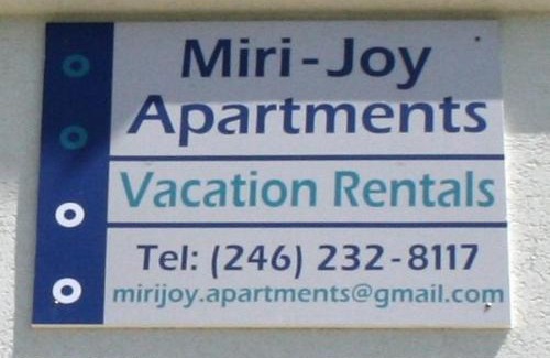 Collenton Apartment | Beachfront Miri-Joy Apartments with Ocean Views & Breakfast