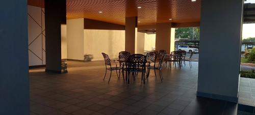 Miri Apartment | Family-Friendly Miri Sunsky Condominium with Pool Access