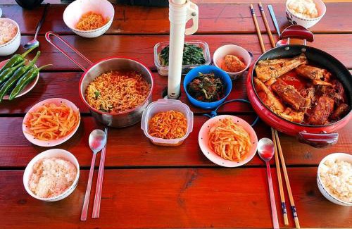 Andeok House | Guest Rated 10/10: Family-Friendly Mirine Jeju Hotel
