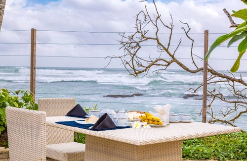 Thalaramba Villa | Top-Rated Mirissa Beach Villa with Pool & Ocean Views