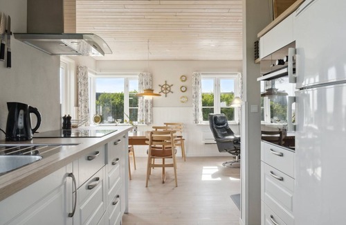 Vejlby Fed House | Mirkka: Oceanfront Retreat Just 50m from the Sea
