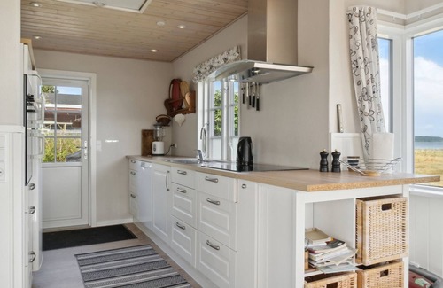 Vejlby Fed House | Mirkka: Oceanfront Retreat Just 50m from the Sea