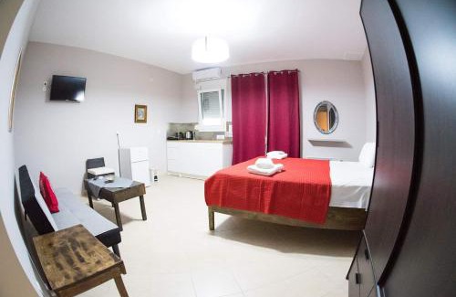 Agrelia Apartment | Discover Mirmidones Anesis: Pet-Friendly Getaway Awaits