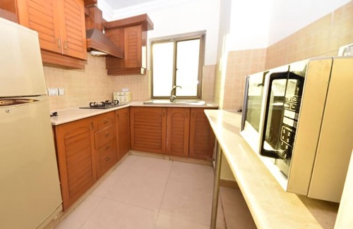 Azamabad Apartment | Cozy Stay at Mirpur Apartments & Hotel with Breakfast Included