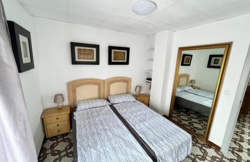 Gandia Apartment | Cozy Mirror Apartment Gandia with Oceanfront Views