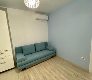 Constanta Apartment | Seaside Getaway at Mirror Lake Apartments - Rated 9.9/10