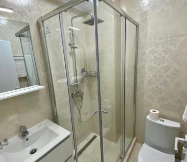 Constanta Apartment | Seaside Getaway at Mirror Lake Apartments - Rated 9.9/10