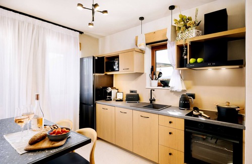 Agia Galini Apartment | Mirthea Suites: Guest Rated 10/10 with Pool & Breakfast
