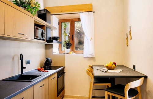 Agia Galini Apartment | Mirthea Suites: Guest Rated 10/10 with Pool & Breakfast