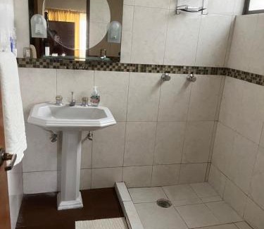 Durango House | Family-Friendly Misión Vizcaya Hospedaje for Your Getaway