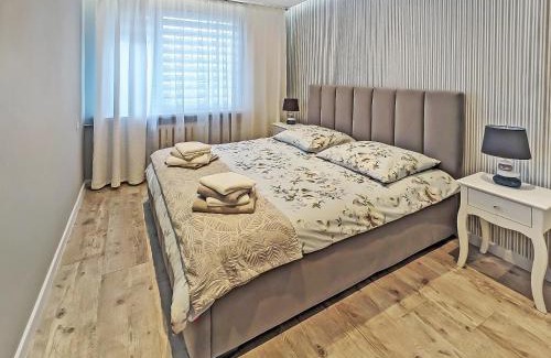 Torun Apartment | Modern Apartment in Medieval Torun - Family Friendly Stay