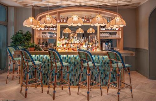 Ternes Hotel | Miss Fuller