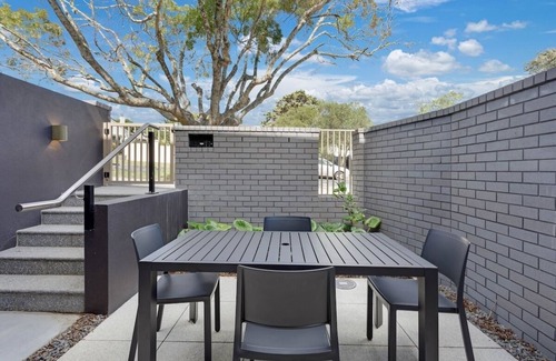 Mission Bay House | Mission Bay | Designer Luxury | 3BR | 2.5BA | 2Car Parks