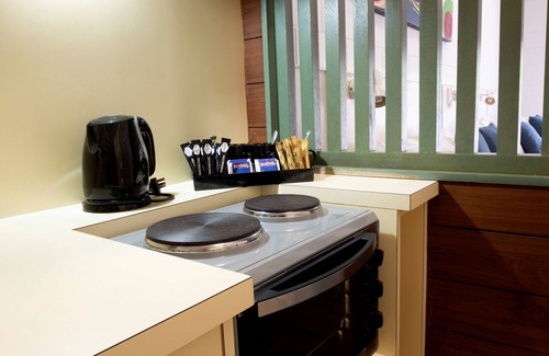 Wongaling Beach Resort | Relax at Mission Beach Resort: Eco-Friendly Retreat with Pool